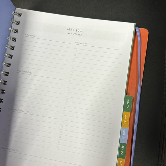 Brand new Paper Source 2024 Planner - Picture 9 of 10